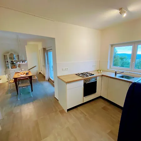 Nyaraló Einzigartiges Haus Mit Wunderbaren Seeblick Auf Maggiore *