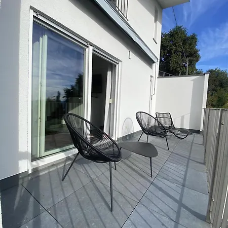 Einzigartiges Haus Mit Wunderbaren Seeblick Auf Maggiore Сasa de vacaciones