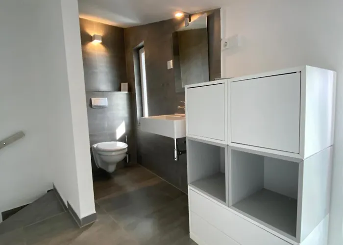 Einzigartiges Haus Mit Wunderbaren Seeblick Auf Maggiore *