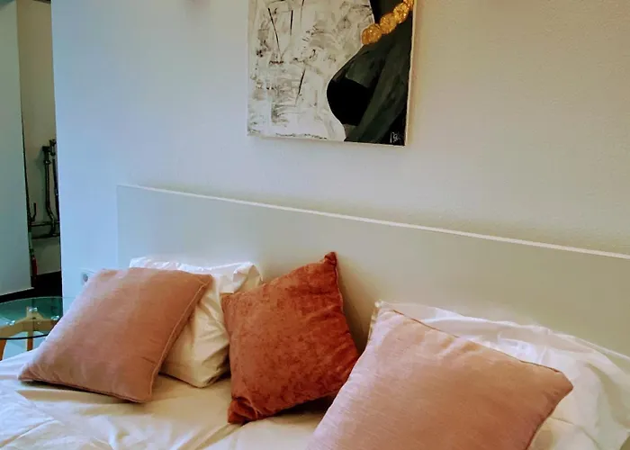 Einzigartiges Haus Mit Wunderbaren Seeblick Auf Maggiore Holiday home *