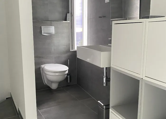 펜션 Einzigartiges Haus Mit Wunderbaren Seeblick Auf Maggiore 마씨모비스꼰띠