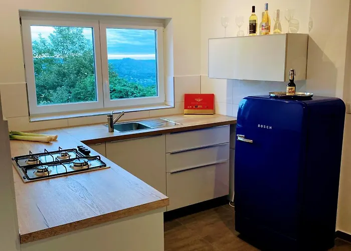 Einzigartiges Haus Mit Wunderbaren Seeblick Auf Maggiore