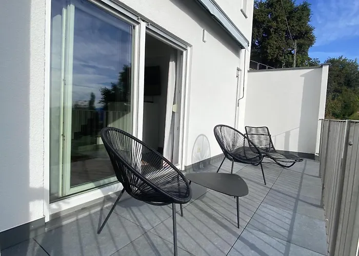 Einzigartiges Haus Mit Wunderbaren Seeblick Auf Maggiore 펜션